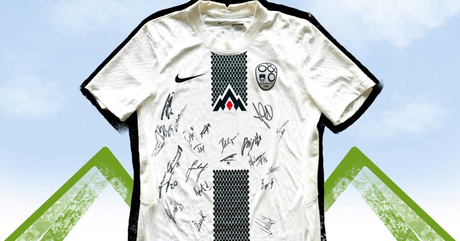 Podpisan Dres Slovenske Nogometne Reprezentance Za Dober Namen